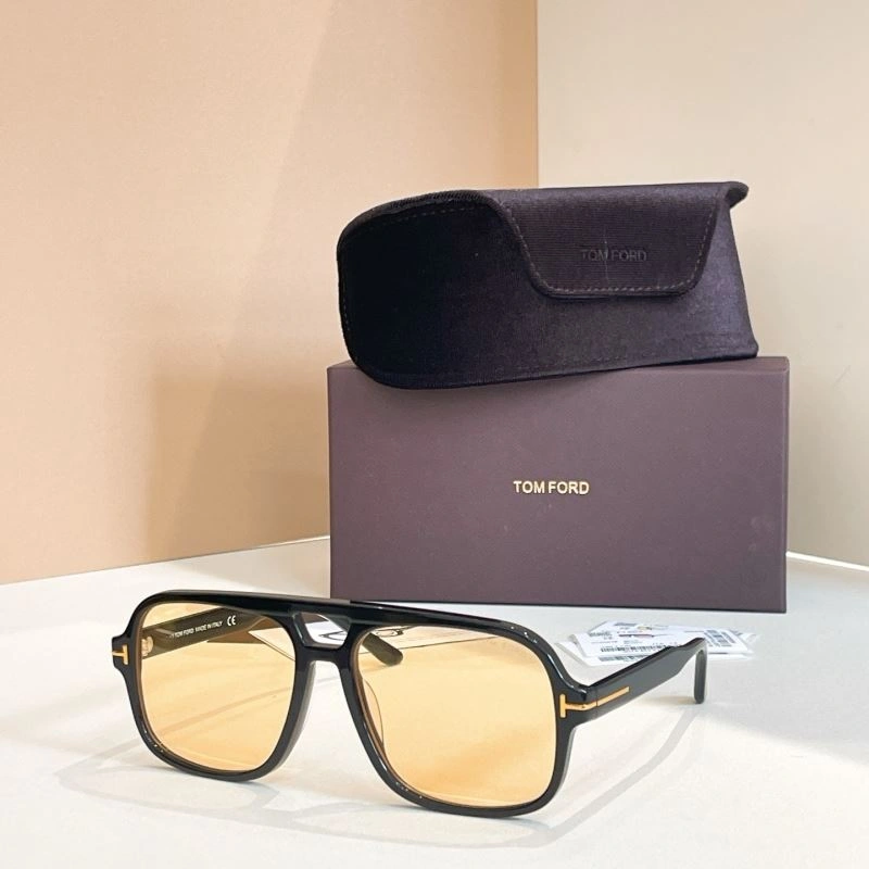 Colorful Tom Ford Sunglasses 282371