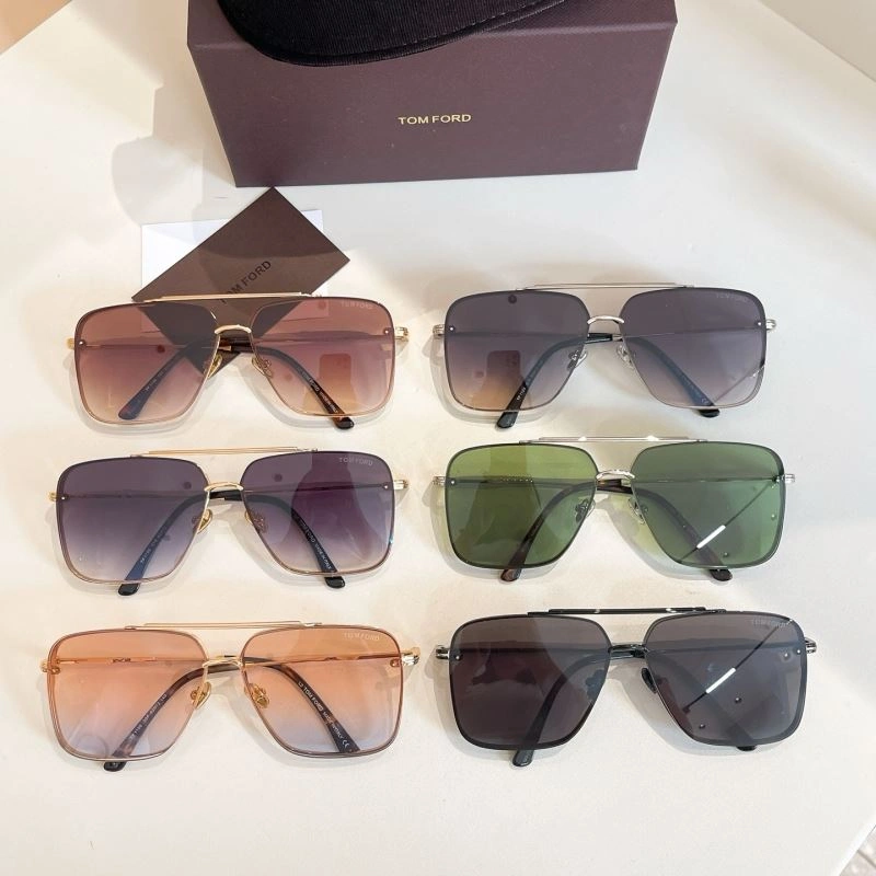 Vibrant Tom Ford Sunglasses 282350