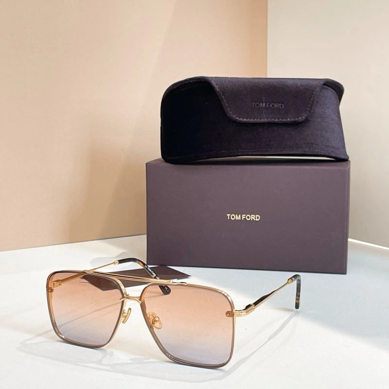 Vibrant Tom Ford Sunglasses 282350