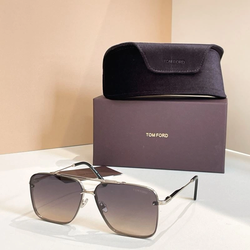 Vibrant Tom Ford Sunglasses 282350