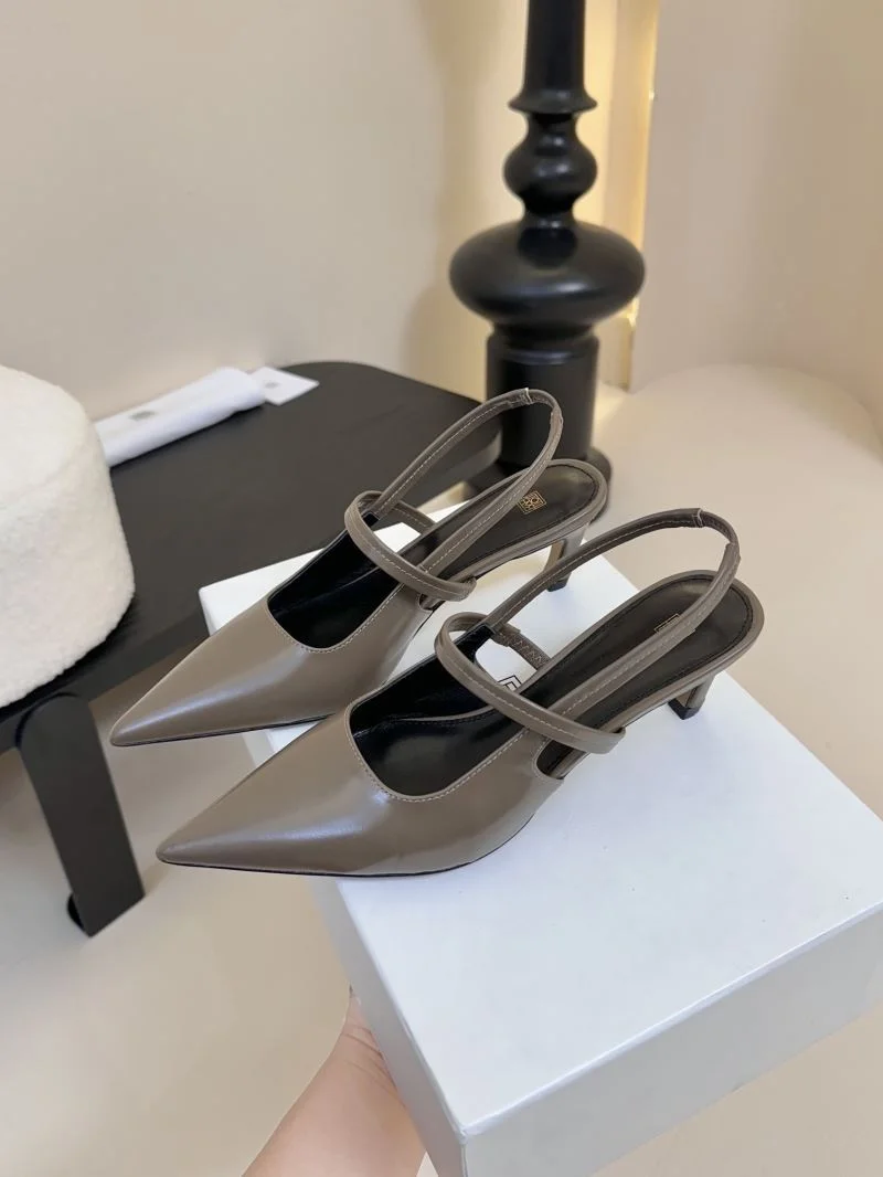 Toteme Sandals Refined 7196