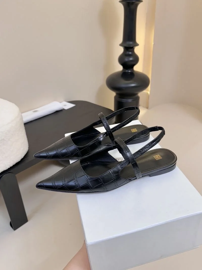 Elegant Toteme Sandals 7134