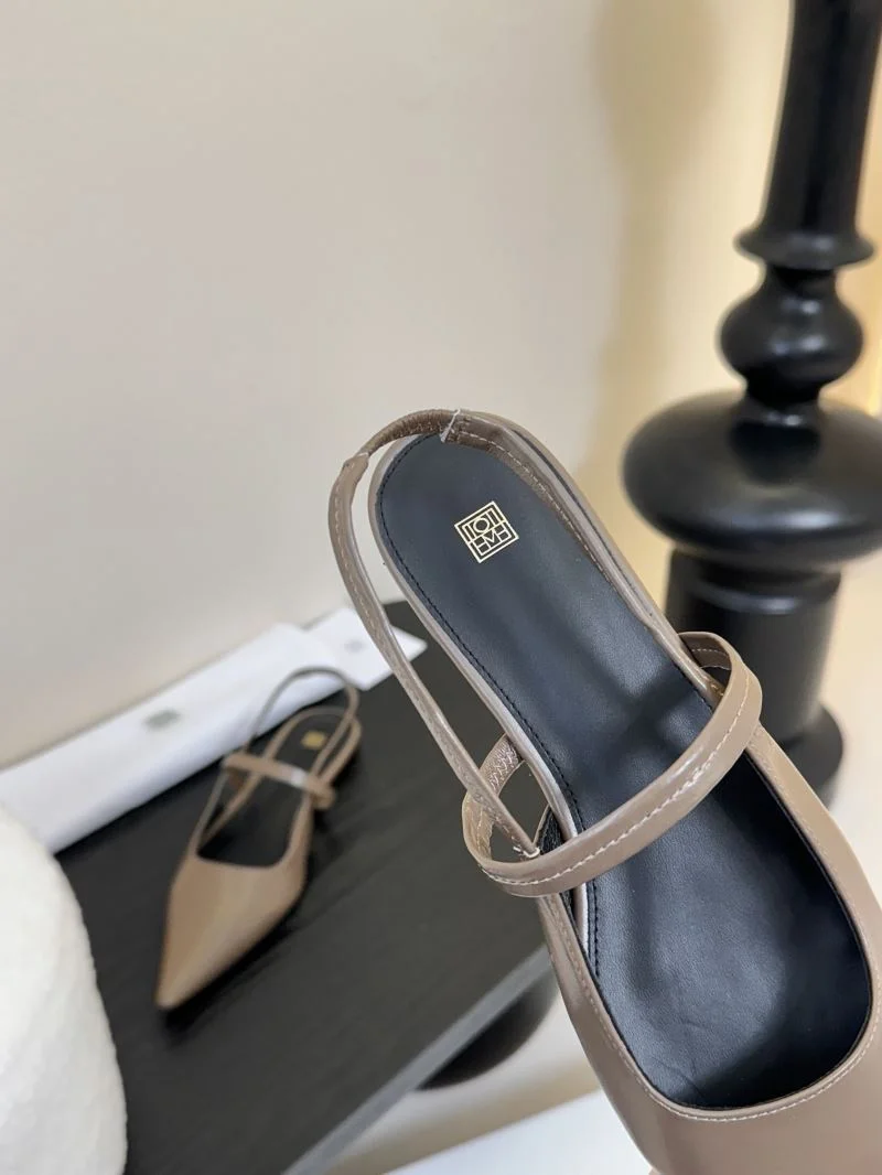 Toteme Sandals UrbanStyle 7138