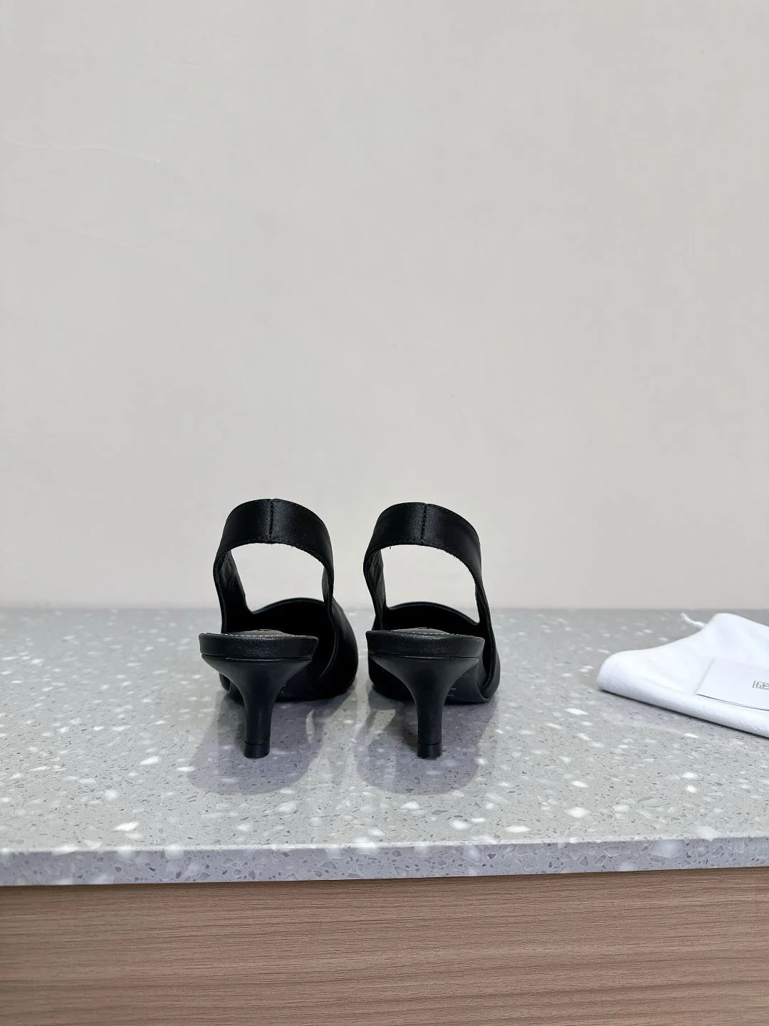 Toteme Sandals Trendsetting 7128