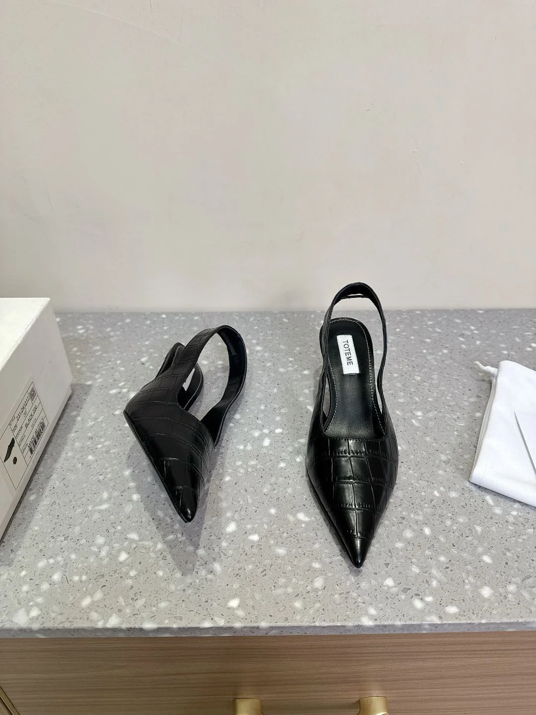 Toteme Sandals Breathable 7119
