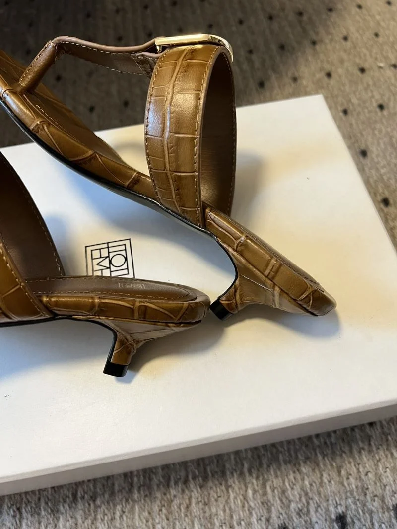EasyMatch Toteme Sandals 11222