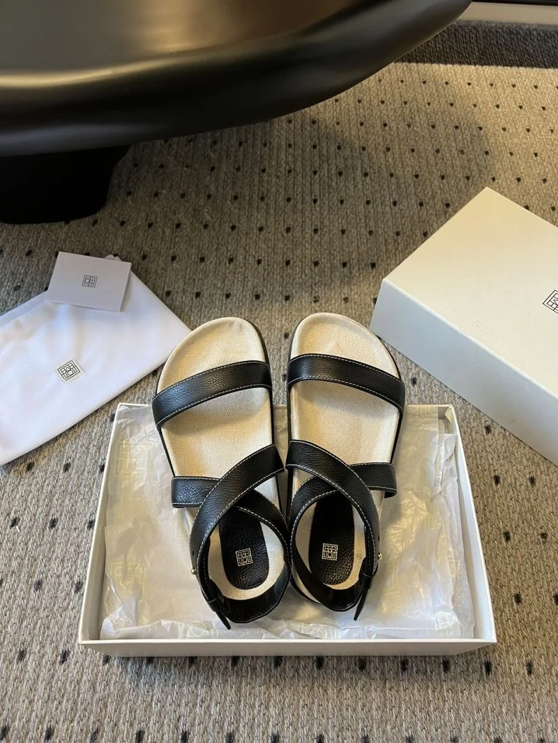 Durable Toteme Sandals 11153