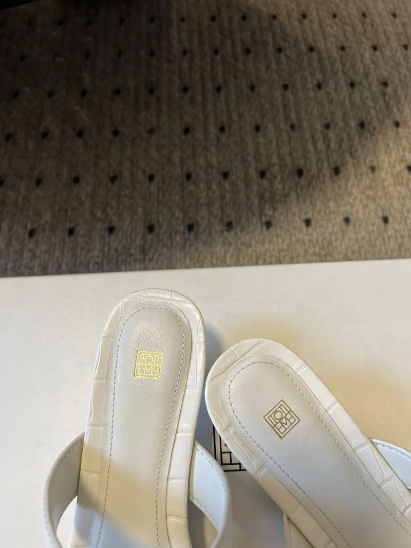 Toteme Sandals TravelReady 11142