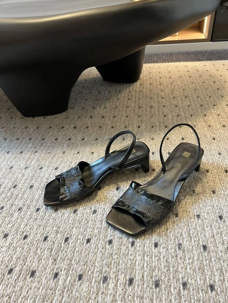 Toteme Sandals ComfortFit 11165