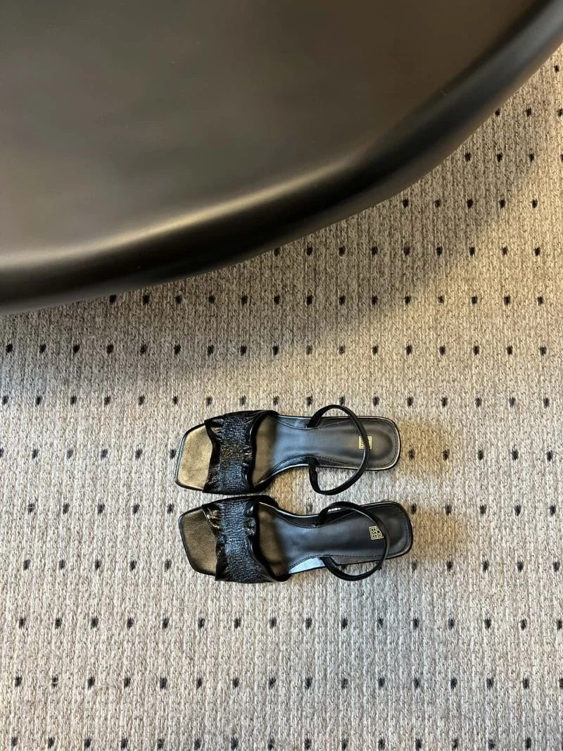 Toteme Sandals ComfortFit 11165