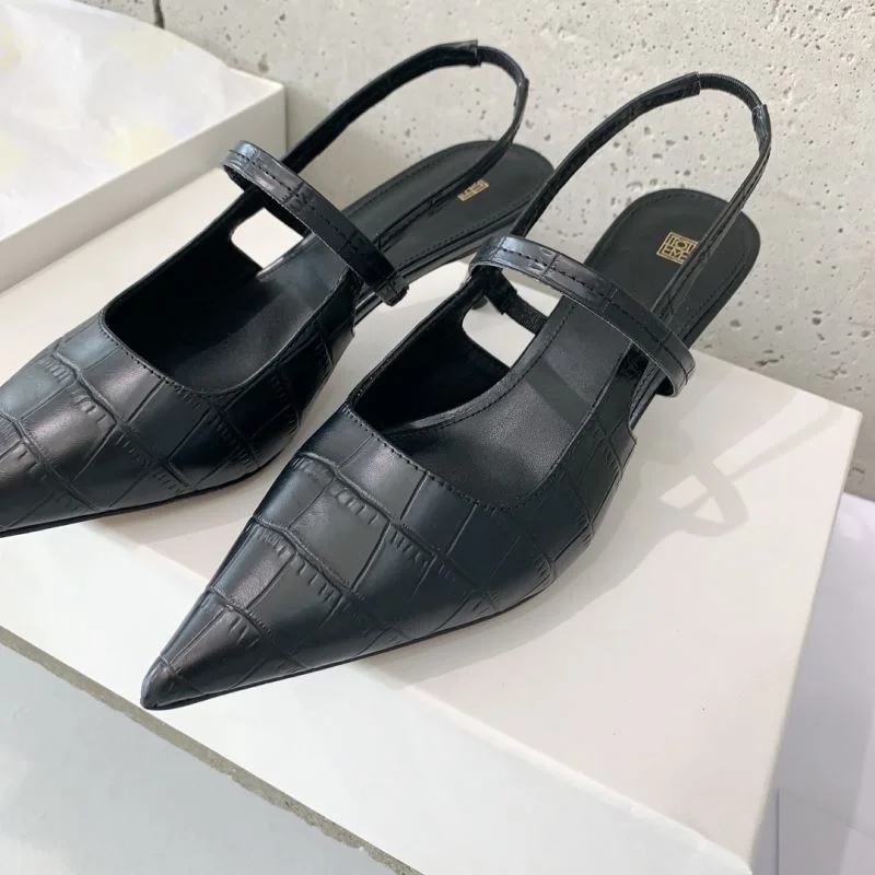 Toteme Sandals Sporty 11137