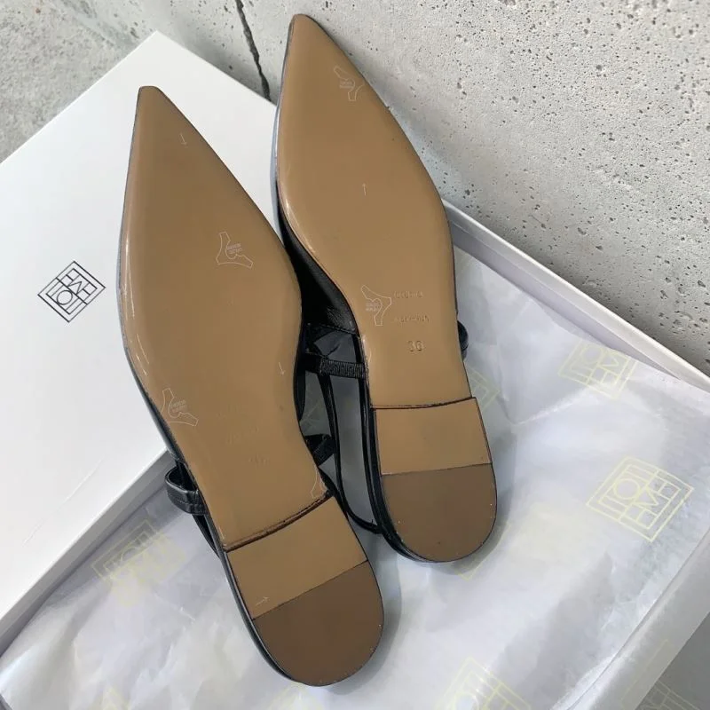 Toteme Sandals Versatile 11135