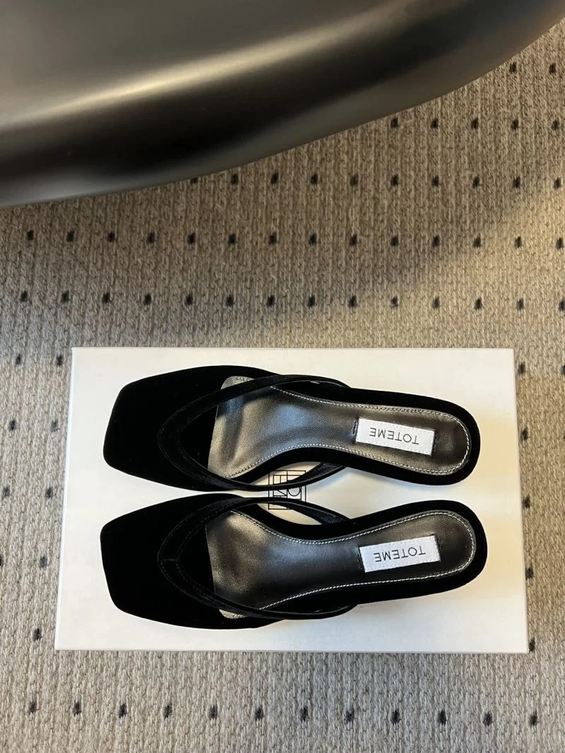 Toteme Sandals Flexible 8740