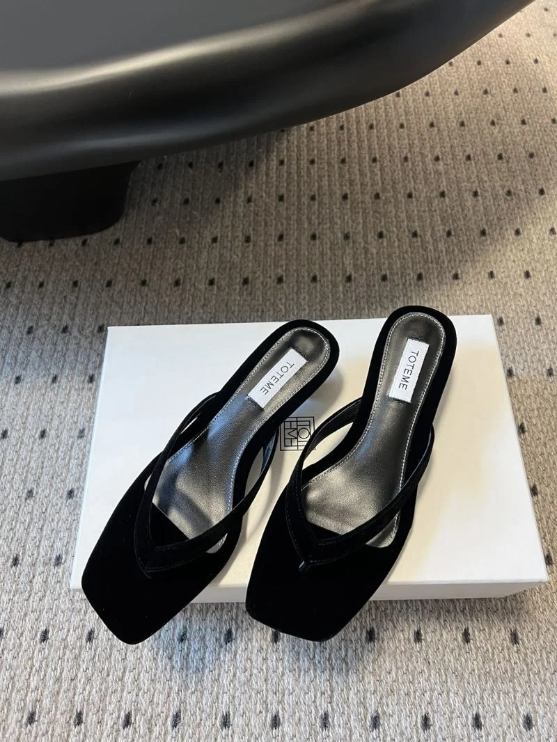 Toteme Sandals Flexible 8740