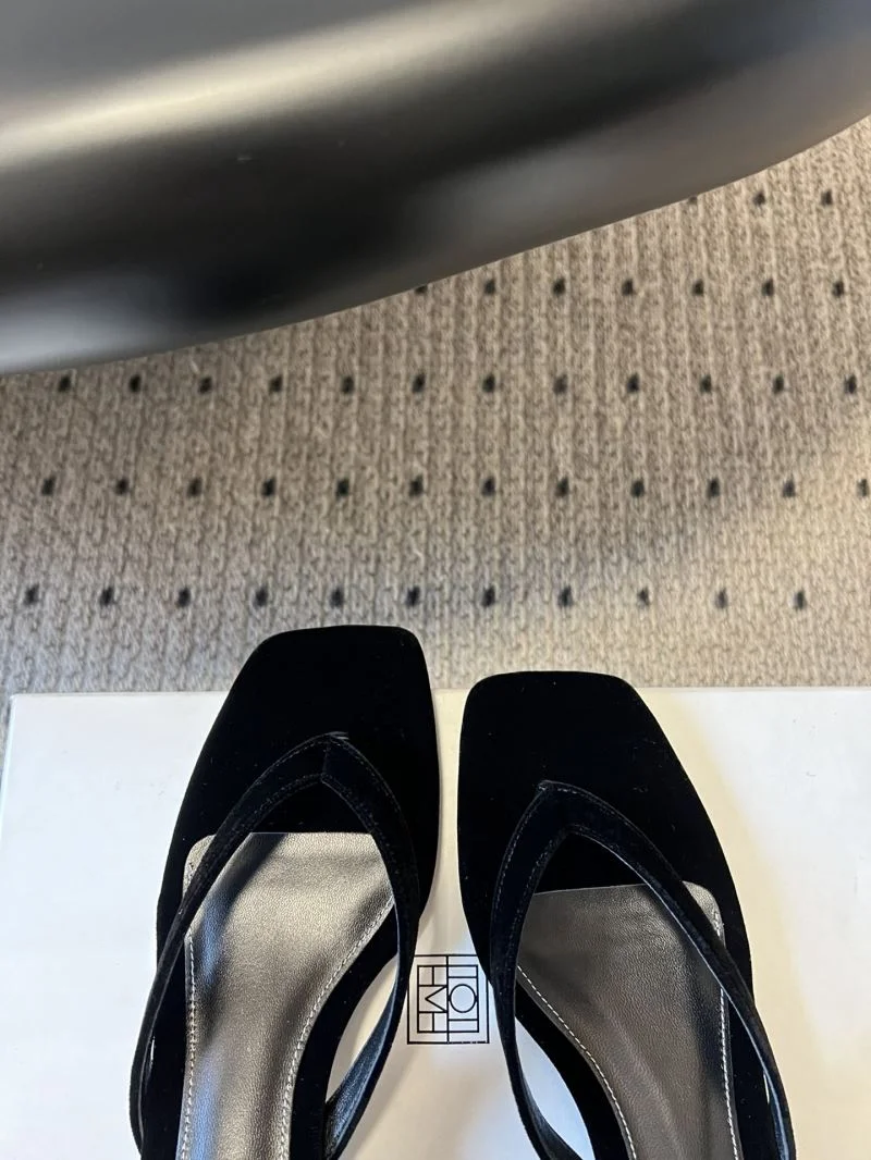 Toteme Sandals Flexible 8740