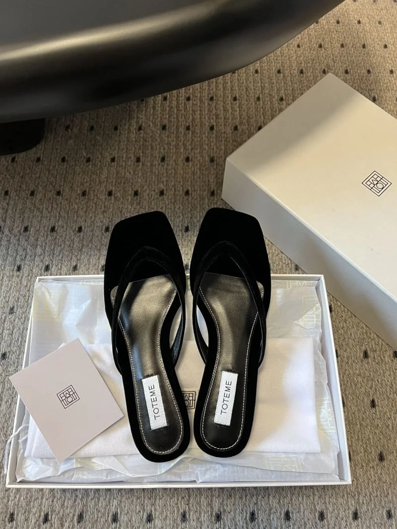 Toteme Sandals Flexible 8740