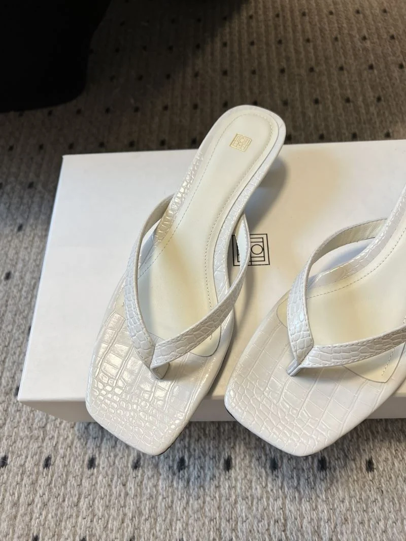 Toteme Sandals Modern 8757