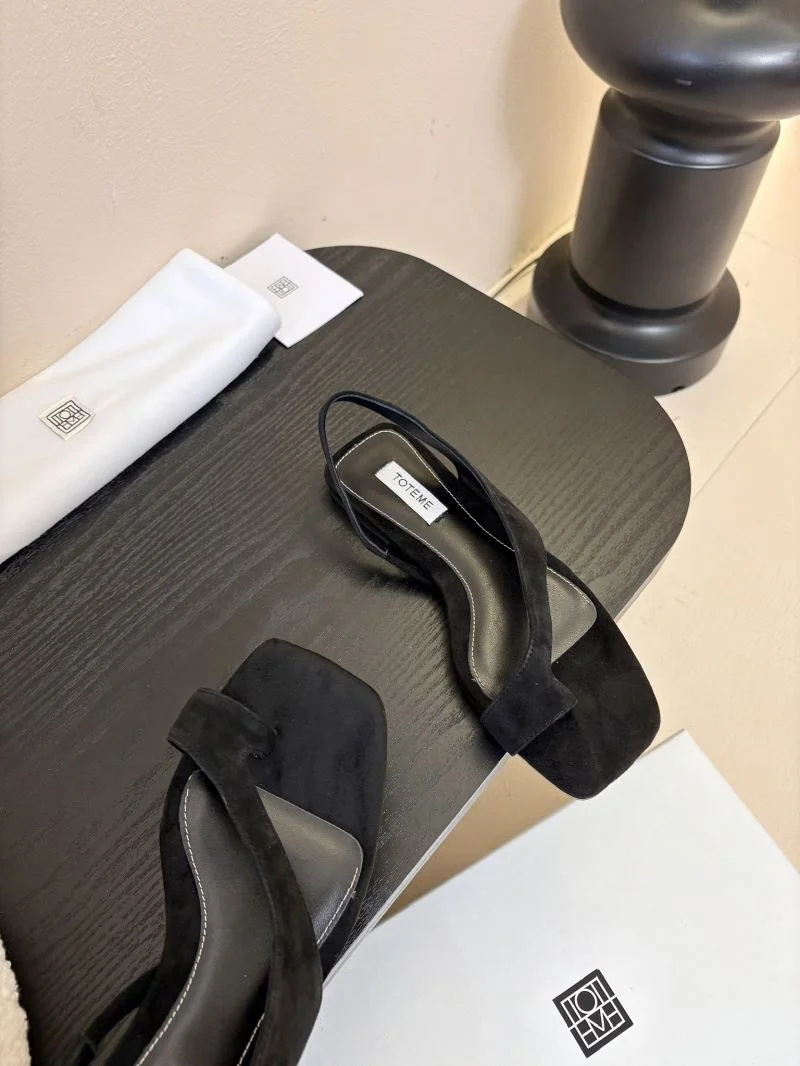 Toteme Sandals Refined 8738