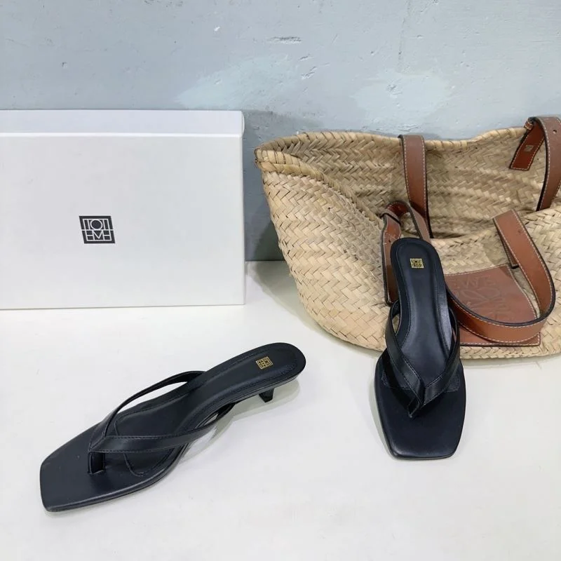 EyeCatching Toteme Sandals 8704