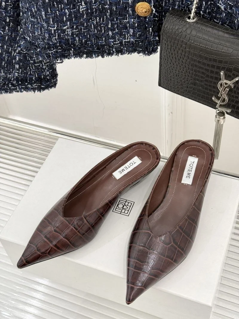 Toteme Sandals Classic 15399