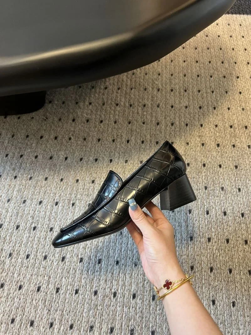 Unique Toteme Shoes 11121