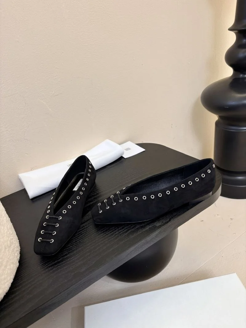 Toteme Shoes Reliable 8710