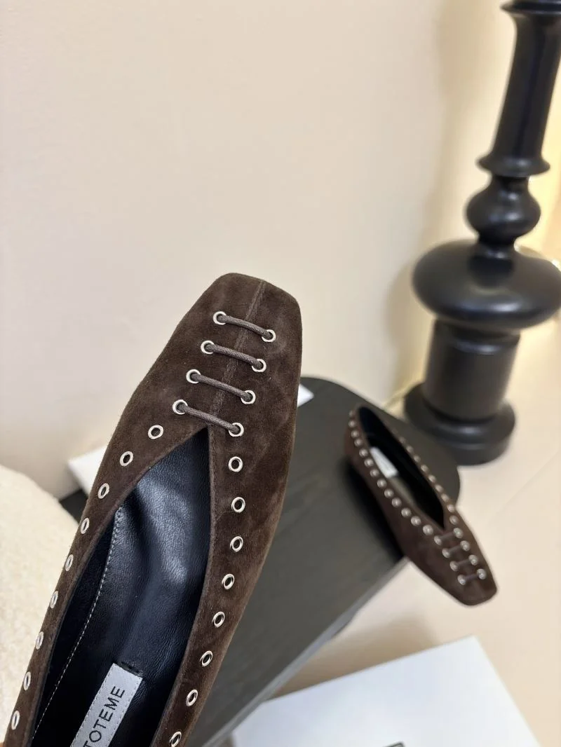 EasyCare Toteme Shoes 8706