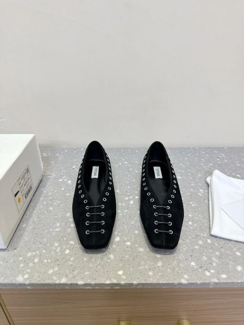 Toteme Shoes MoistureWicking 8709