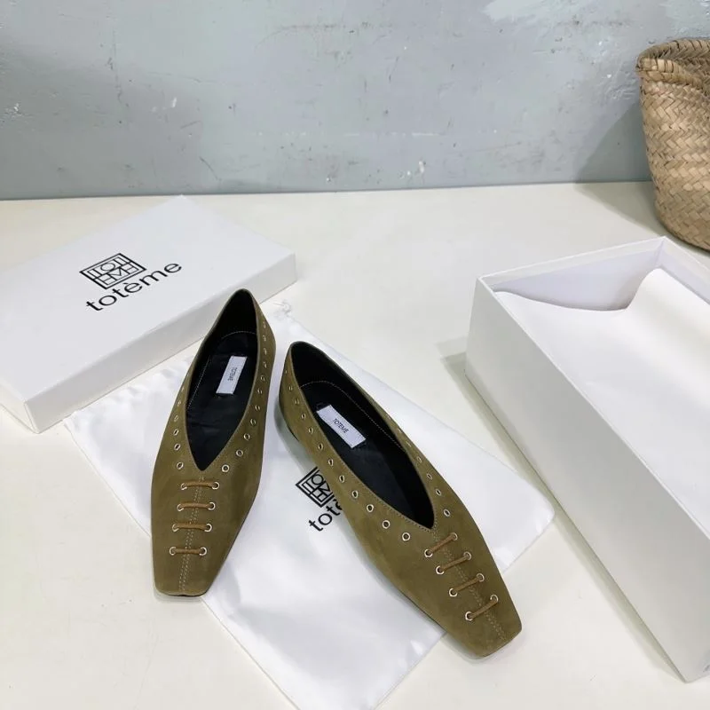 Flexible Toteme Shoes 8783