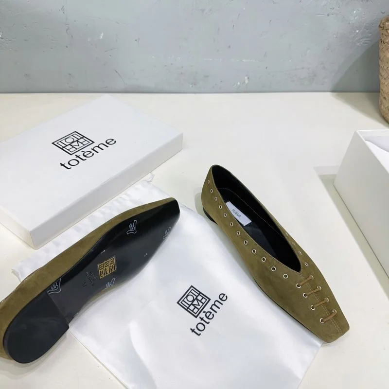 Flexible Toteme Shoes 8783