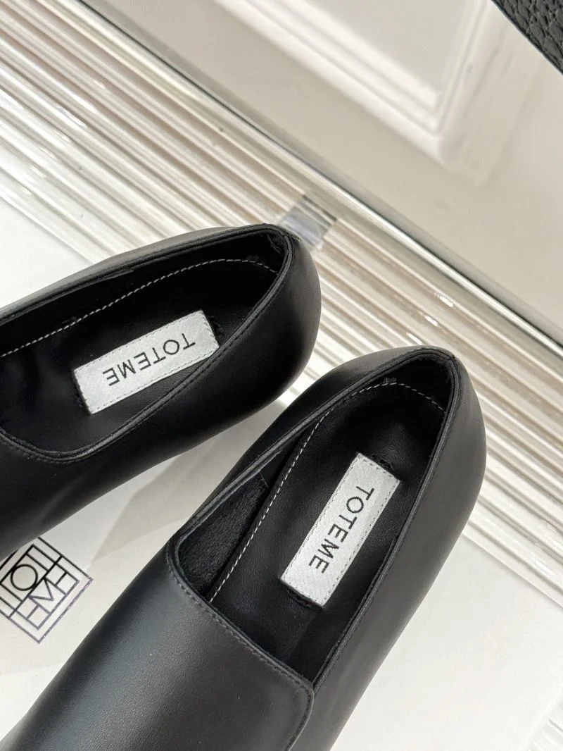 Functional Toteme Shoes 15362