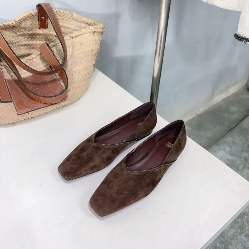 Versatile Toteme Shoes 15364