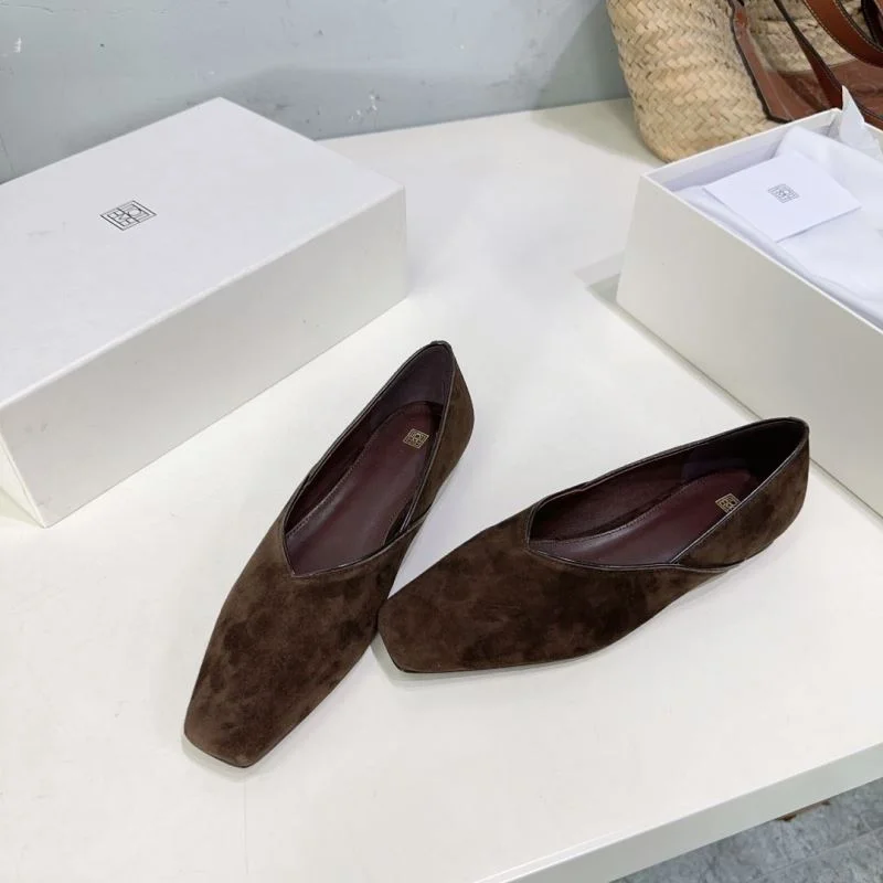 Versatile Toteme Shoes 15364