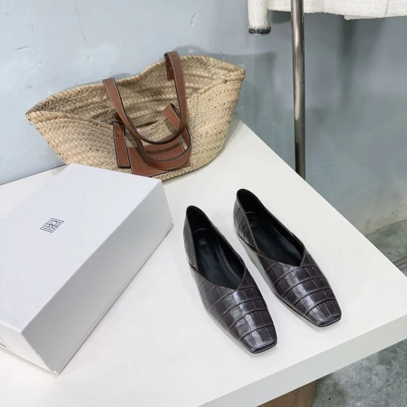 Tailored Toteme Shoes 15358