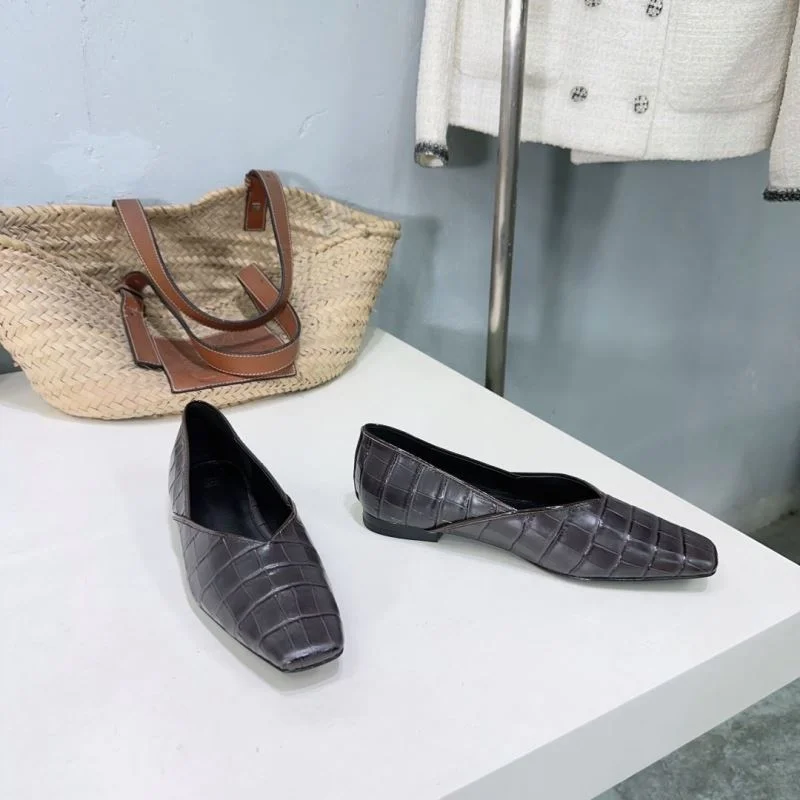 Tailored Toteme Shoes 15358