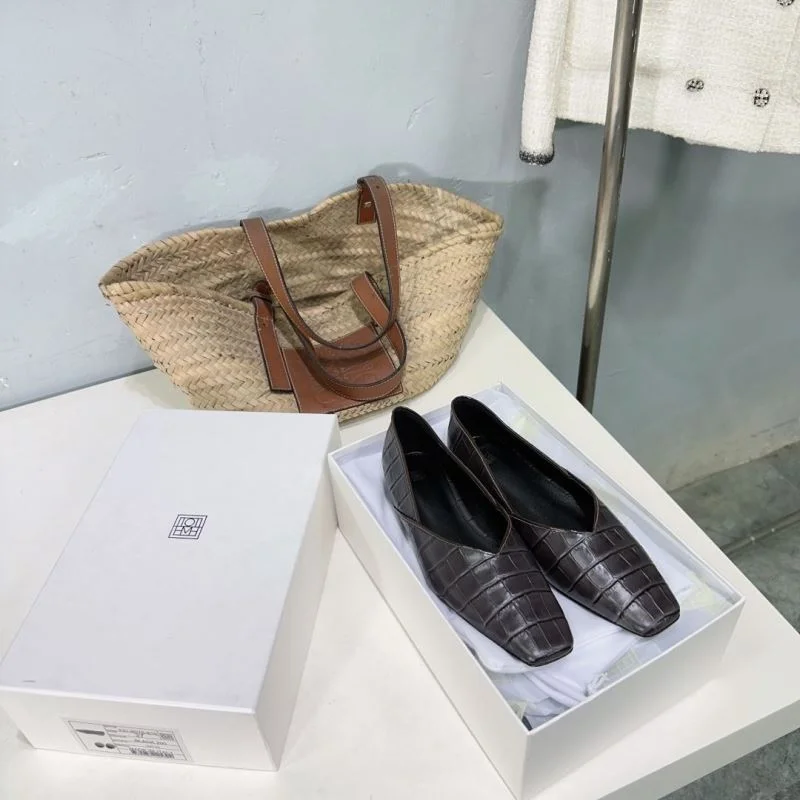 Tailored Toteme Shoes 15358