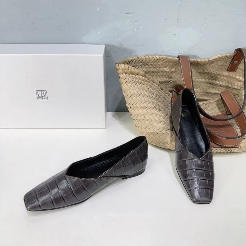 Tailored Toteme Shoes 15358