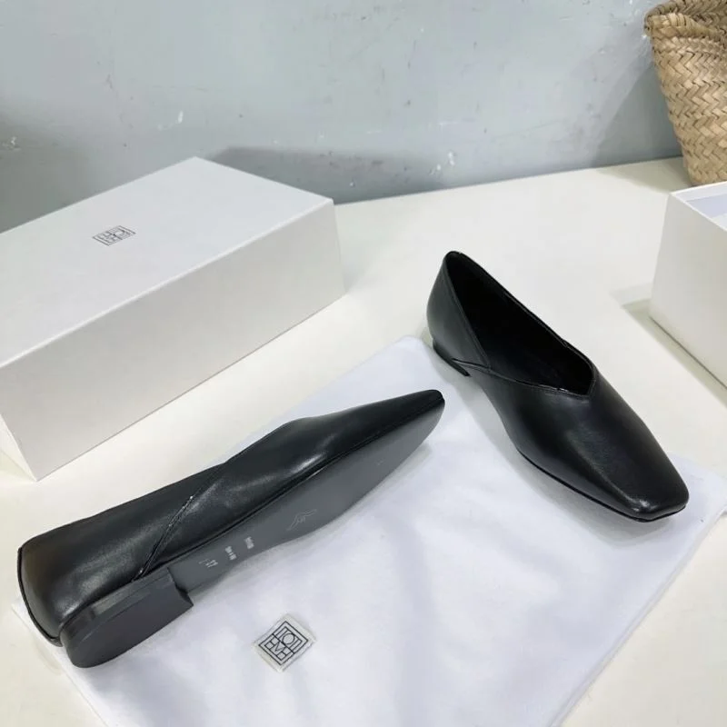 Toteme Shoes Premium 15359