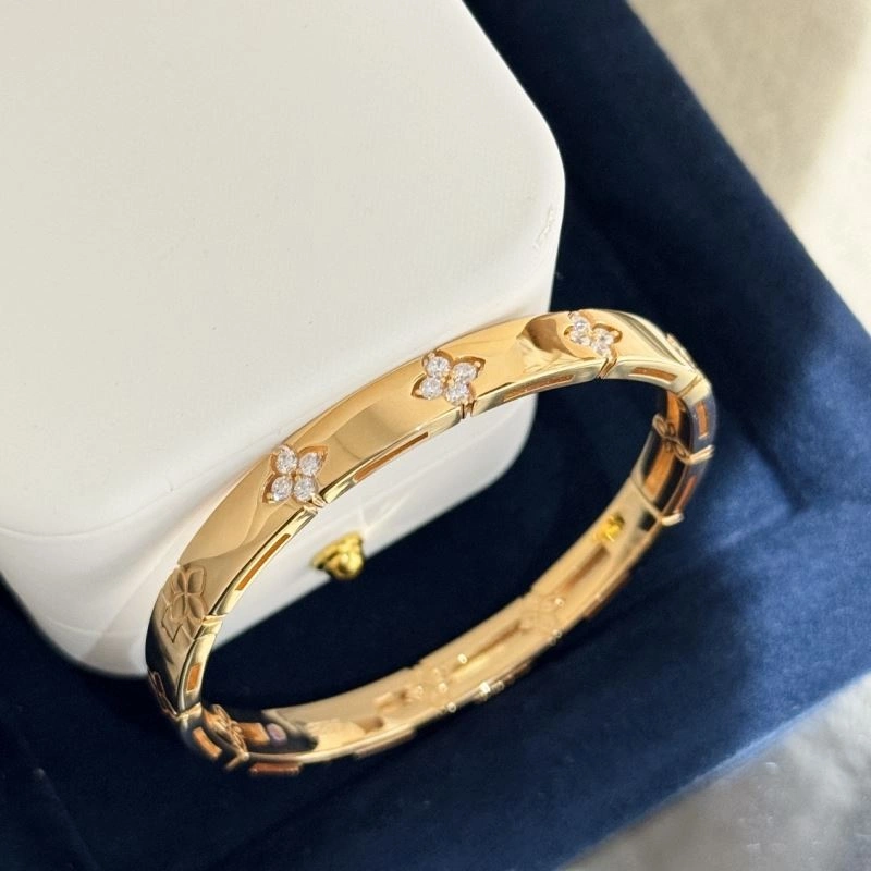 Unclassified Brand Bracelets Popular 213800