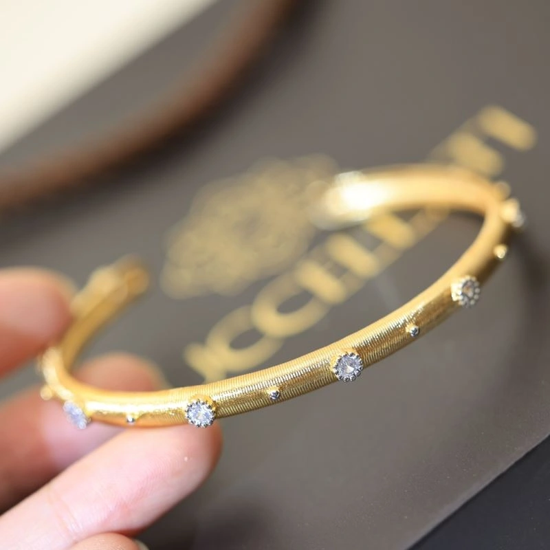 Sporty Unclassified Brand Bracelets 213791