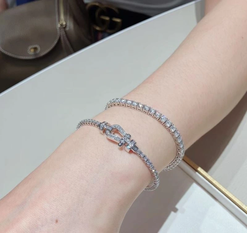 Flexible Unclassified Brand Bracelets 213372