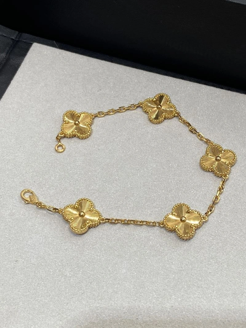 Timeless Unclassified Brand Bracelets 213357
