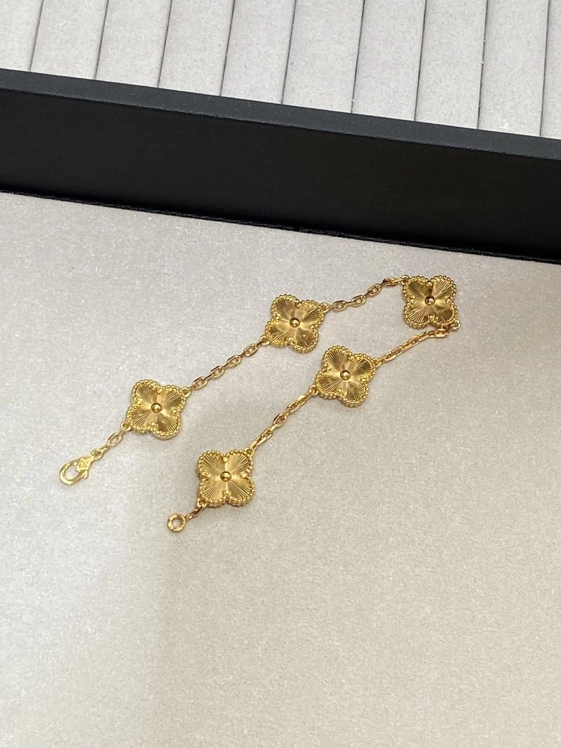 Timeless Unclassified Brand Bracelets 213357