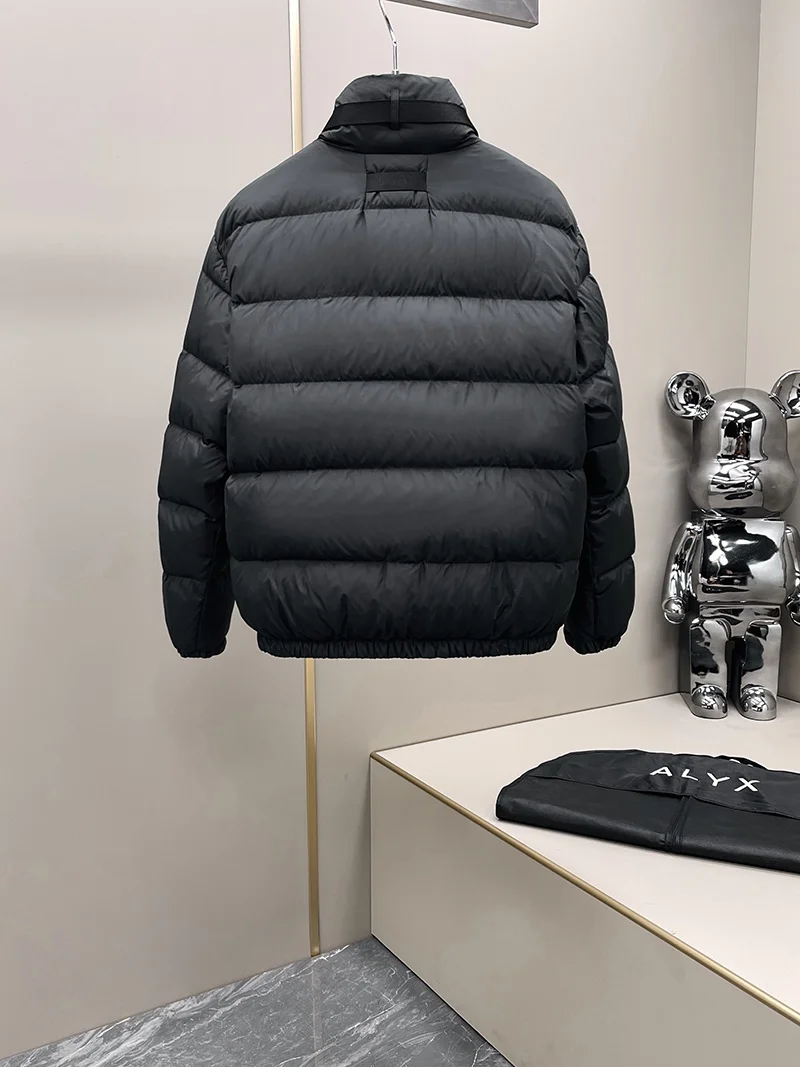 Unclassified Brand Down Jackets Resilient 164887