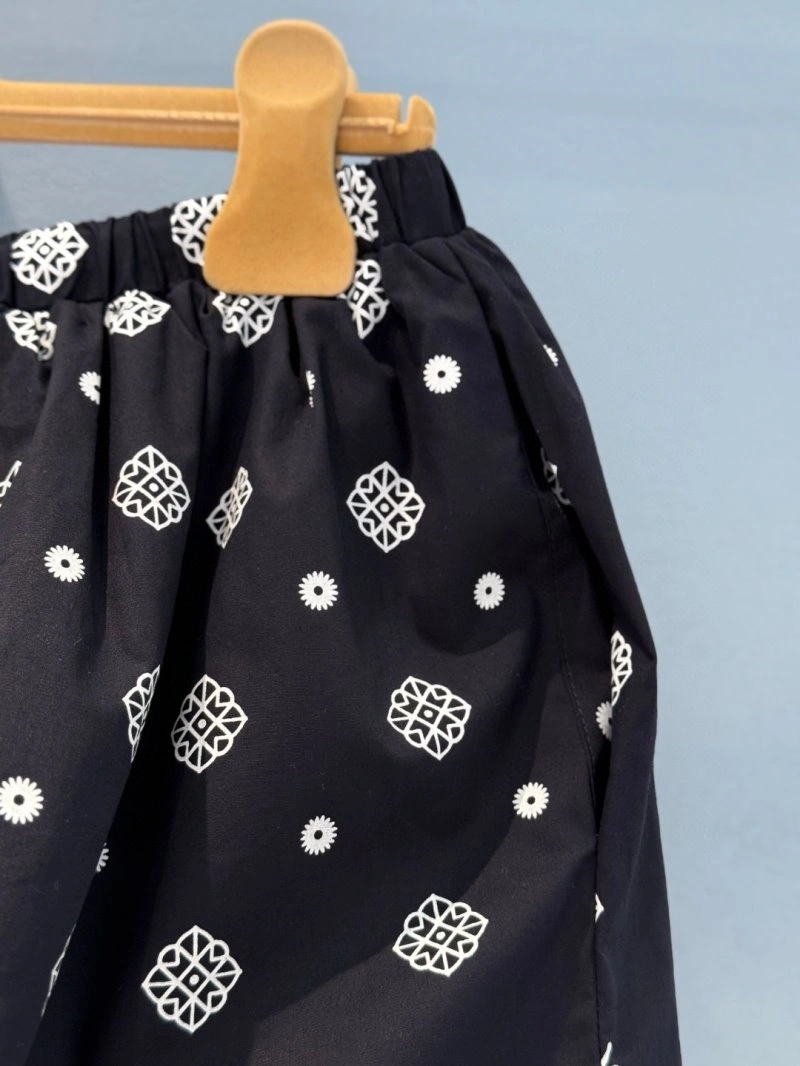Unclassified Brand Dress Suits EyeCatching 150651