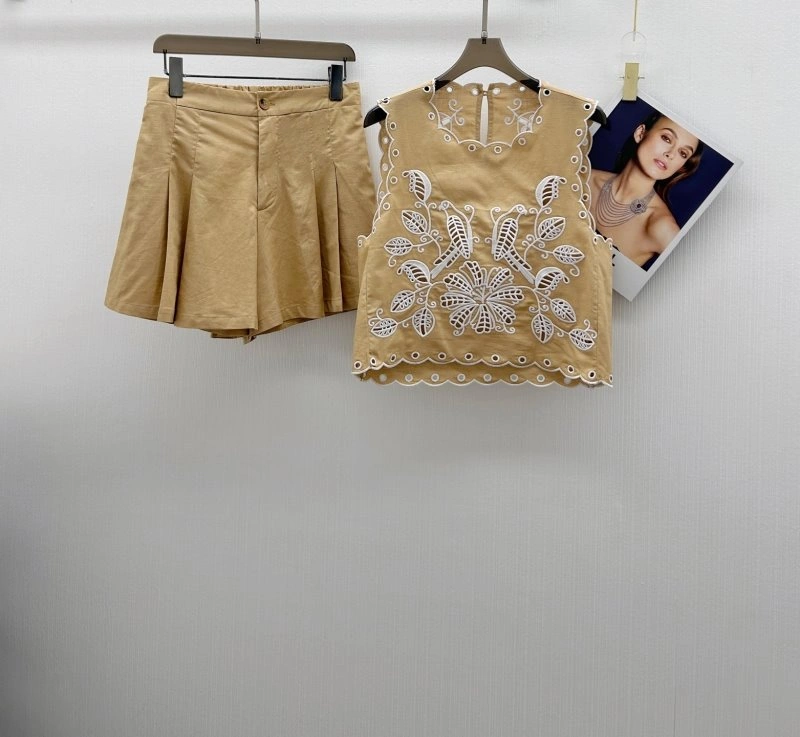 Compact Unclassified Brand Dress Suits 155609