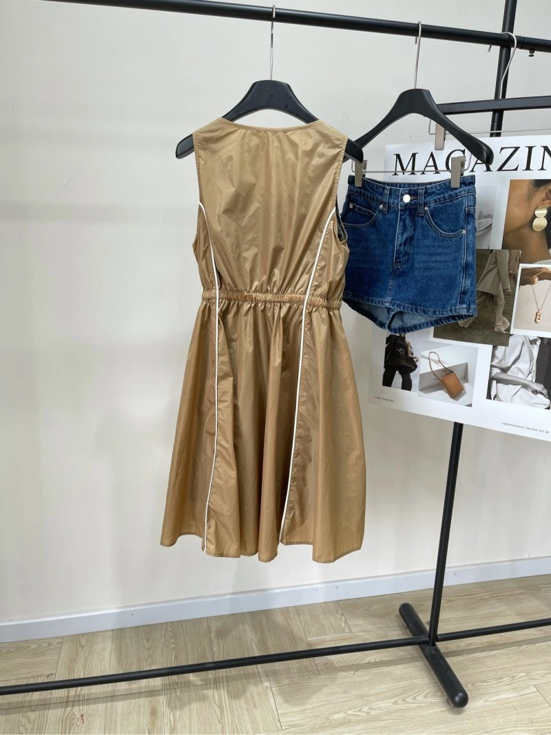 Unclassified Brand Dress Suits Compact 147719