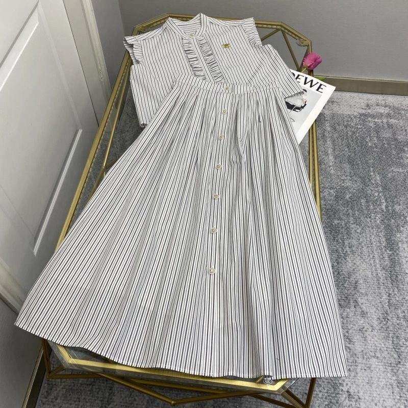 Resilient Unclassified Brand Dress Suits 153894