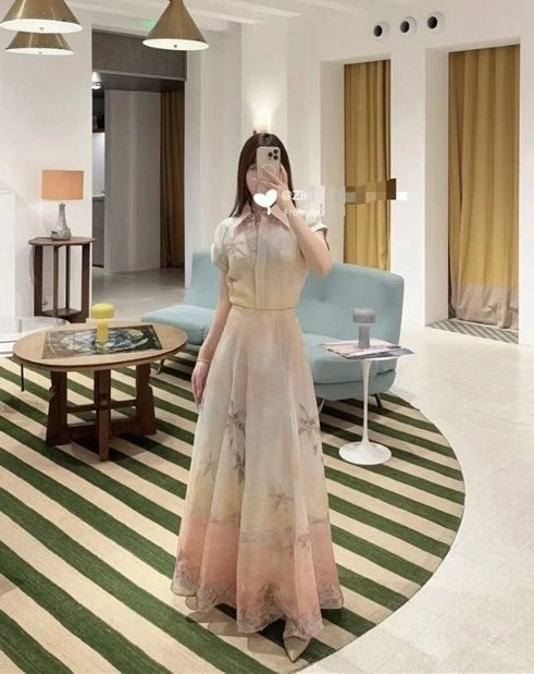 Unclassified Brand Dress Suits Bright 153893