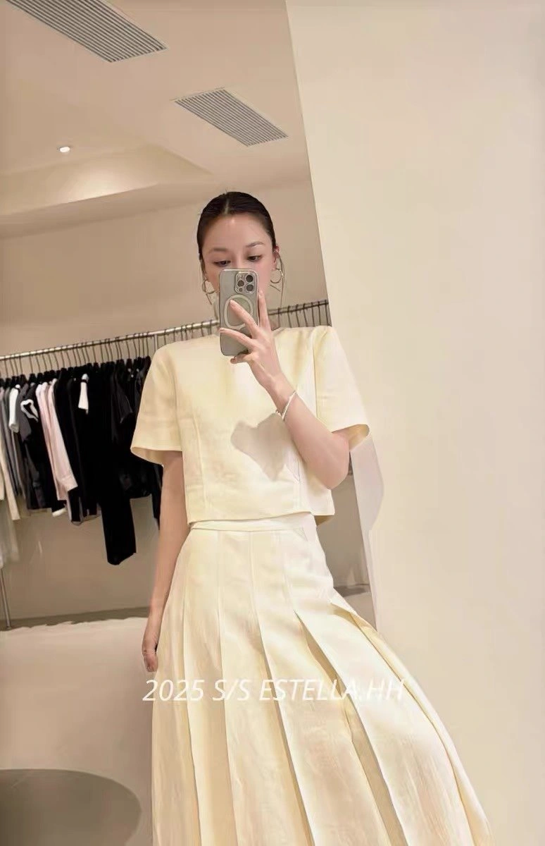 Compact Unclassified Brand Dress Suits 153892